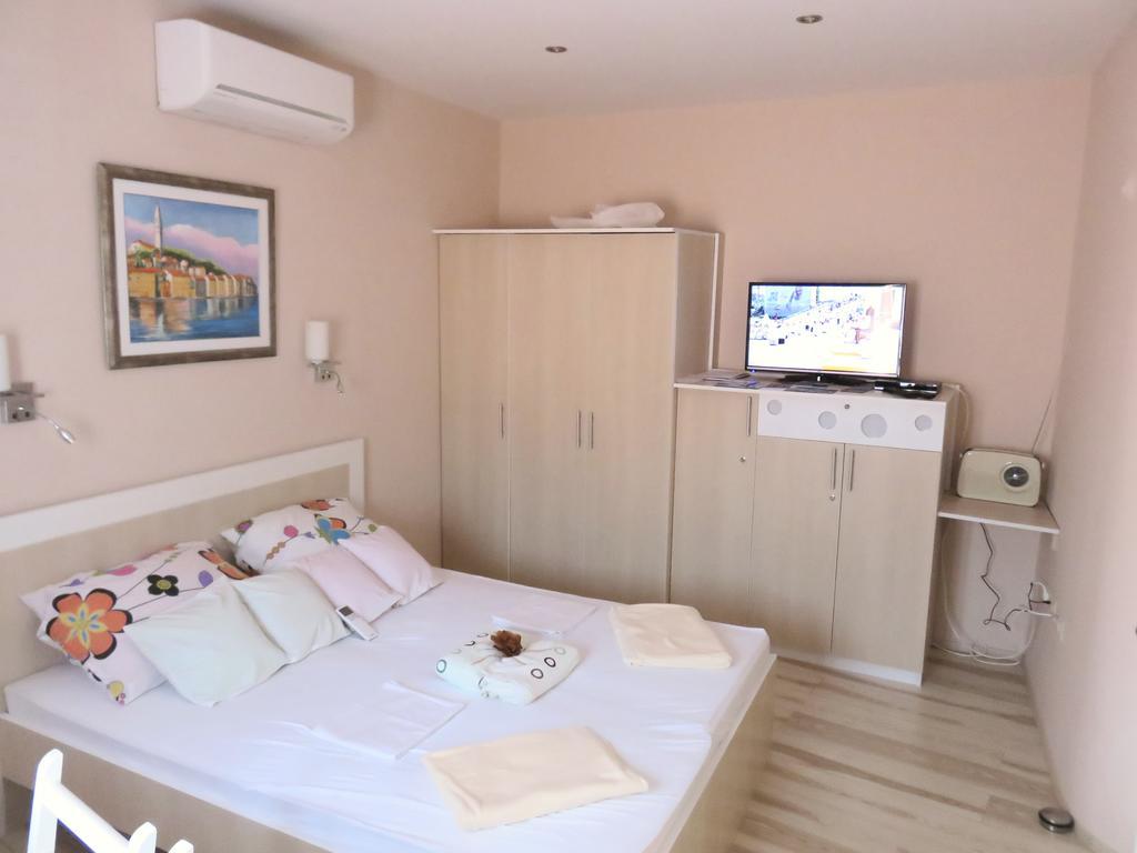 Apartments Cico Šibenik Habitación foto